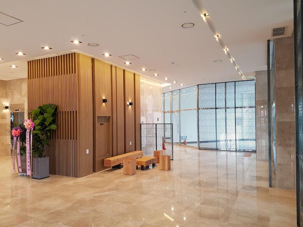 The First Stay Hotel Σεούλ Εξωτερικό φωτογραφία